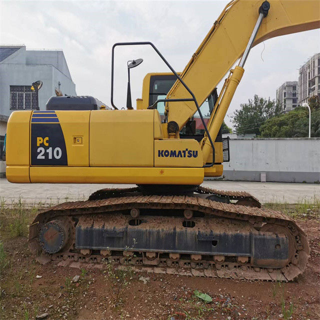 22 тонны использования Япония импортированный Komatsu pc 210 ползучий экскаватор с высоким качеством и коротким рабочим временем готовый к продаже