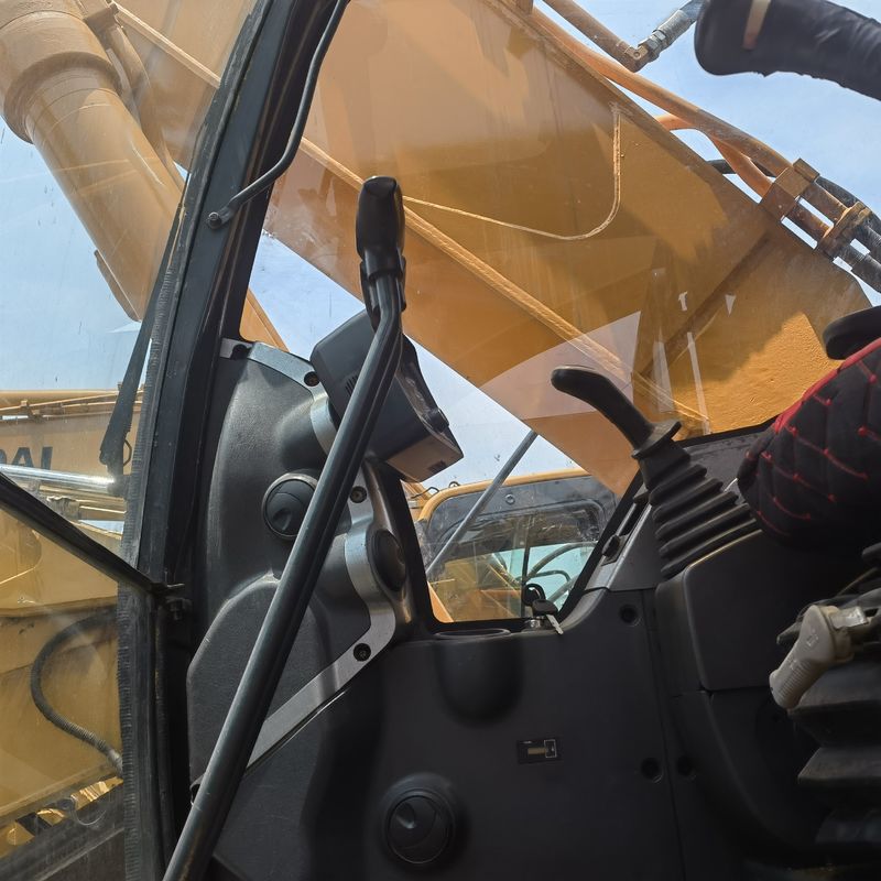 30 тонн готовых к работе и опытных подержанных из Кореи импортированный Hyundai DH305LC-9