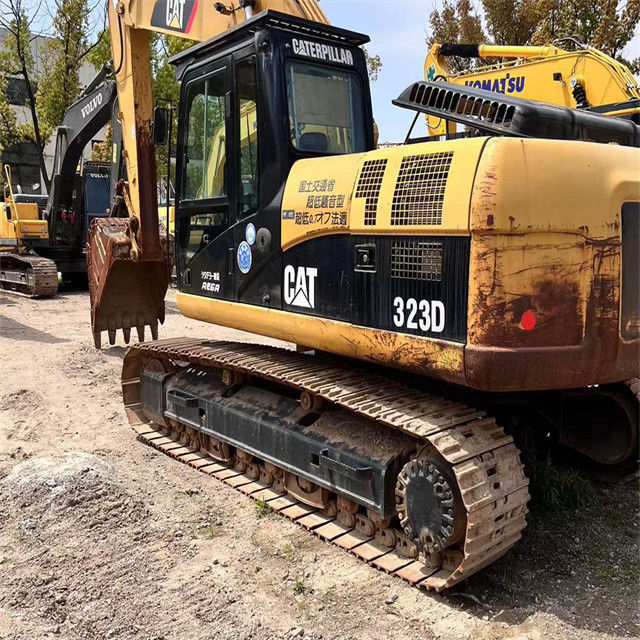23 тонны готовые к работе и опытные подержанные Япония Caterpillar 323 D в хорошем состоянии
