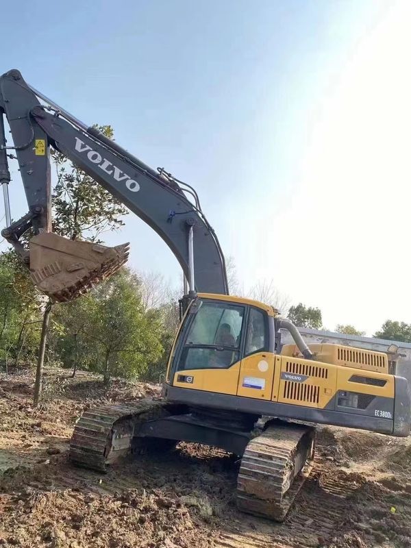 Швеция импортировала высококачественный Volvo EC380 ползучий экскаватор используется почти новый