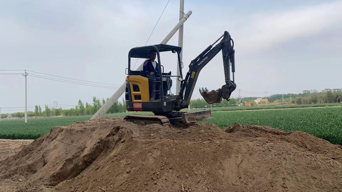 Швеция импортировала высококачественную Volvo EC18D ползучую экскаваторную машину практически новую