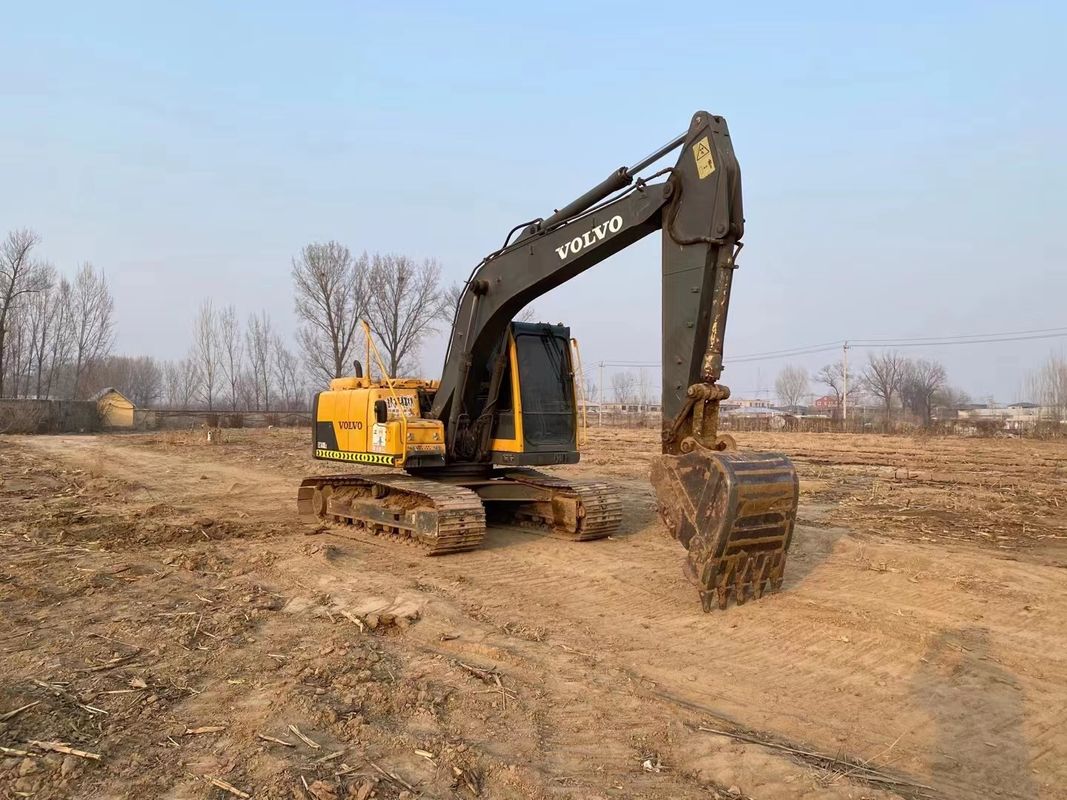 Швеция импортировала высококачественный Volvo EC140BL ползучий экскаватор используется почти новый 100% готовый