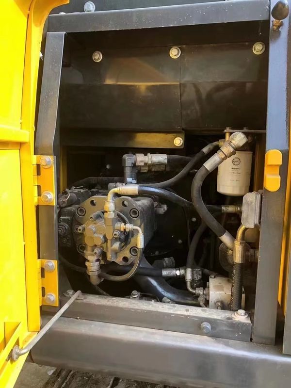 Швеция импортировала высококачественный Volvo EC140D ползучий экскаватор используется почти новый 100% готовый