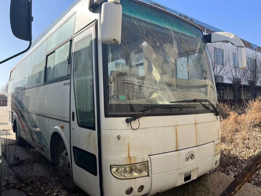 Подержанный 40 местный высококачественный автобус изготовленный в Китае ЮТонг автобус с годовой гарантией