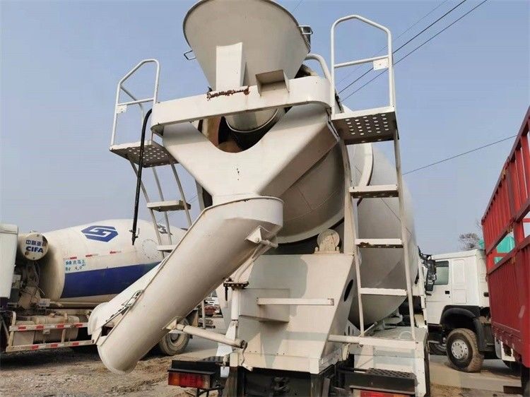 Вторая рука Shacman F3000 бетон-цементный смеситель с скоростью смешивания барабана 20 р/мин