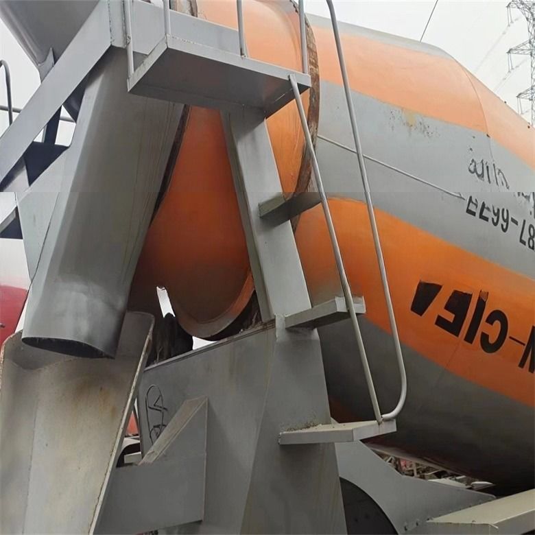 Строительные работы 6*4 Howo Cement Truck Mixer с смесительной мощностью 371 л.с.