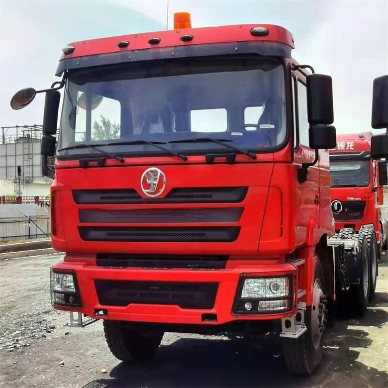Shacman / FAW / Shacman / Beiben / Sinotruck Howo Использованные LHD и RHD однорядные 6x4 головки трактора