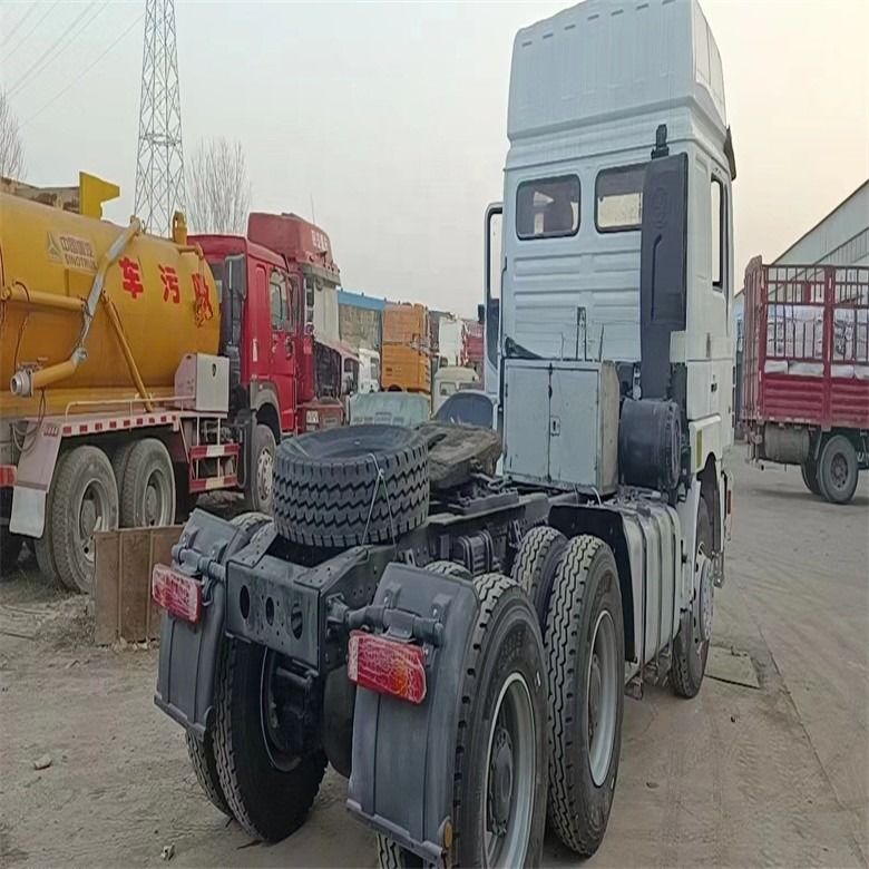 Second Hand Shacman 6 X 4 ADE X3000 с обычным сиденьем водителя и ручной трансмиссией