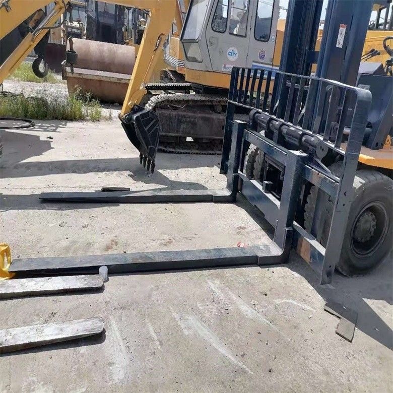 Вторая рука Япония Сделано Komatsu FD70 Дизельный вилочный погрузчик с и 7000 кг грузоподъемности