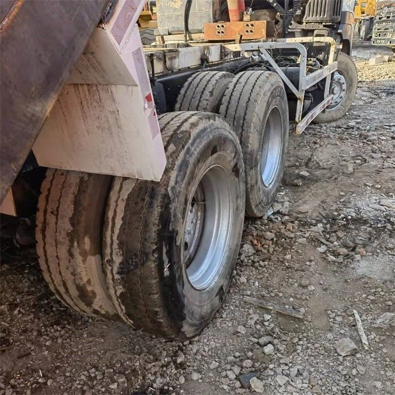 Мультимедийная система используется HINO 6*4 Heavy Duty 700 Dump Truck для тяжелого строительства