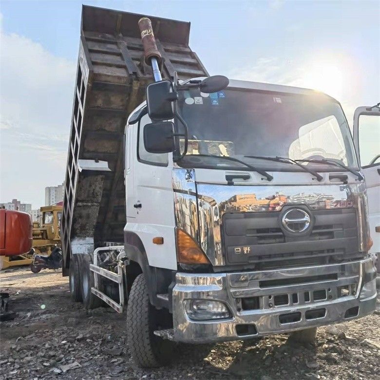 Подержанные грузовики Hino с двигателем YUCHAI в рабочее время 2020