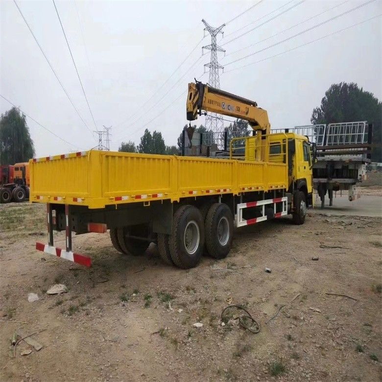 Мотор Sinotruk WD615 Модель 10-тонного грузовика Монтируемый кран с оригинальным гидравлическим цилиндром