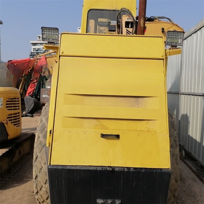 Дизельный двигатель дорожной прокладки Bomag BW217D-2 Использованный одиночный барабан овца ноги гидравлический дорожный ролик
