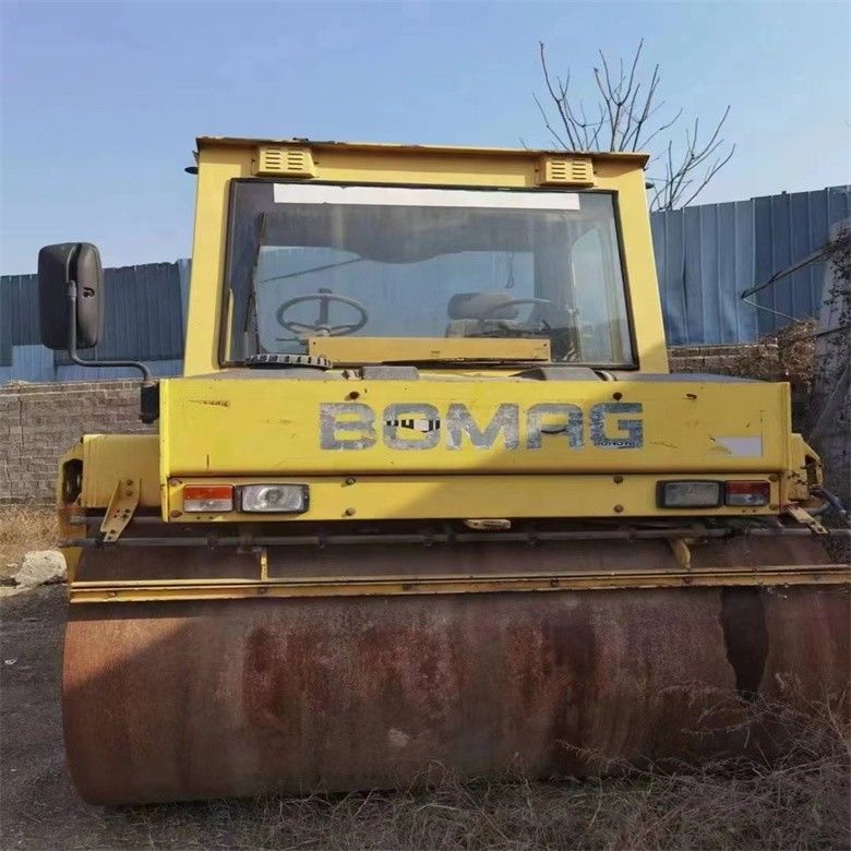 10 т рабочая масса используемый BOMAG BW 202 AHD-2 дорожный ролик и производительность гарантирована