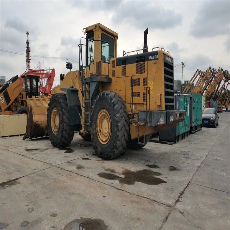 Строительство 12 тонн Использованный Komatsu WA600-3 колесный погрузчик 600 Модель тяжелый передний загрузчик WA600-6