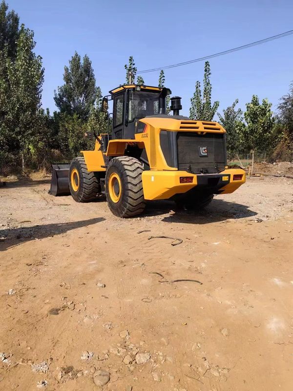 Liugong 856H 5 тонн колесный погрузчик 6 цилиндров 1,8-5,6 м3 емкость ведра на 1 год