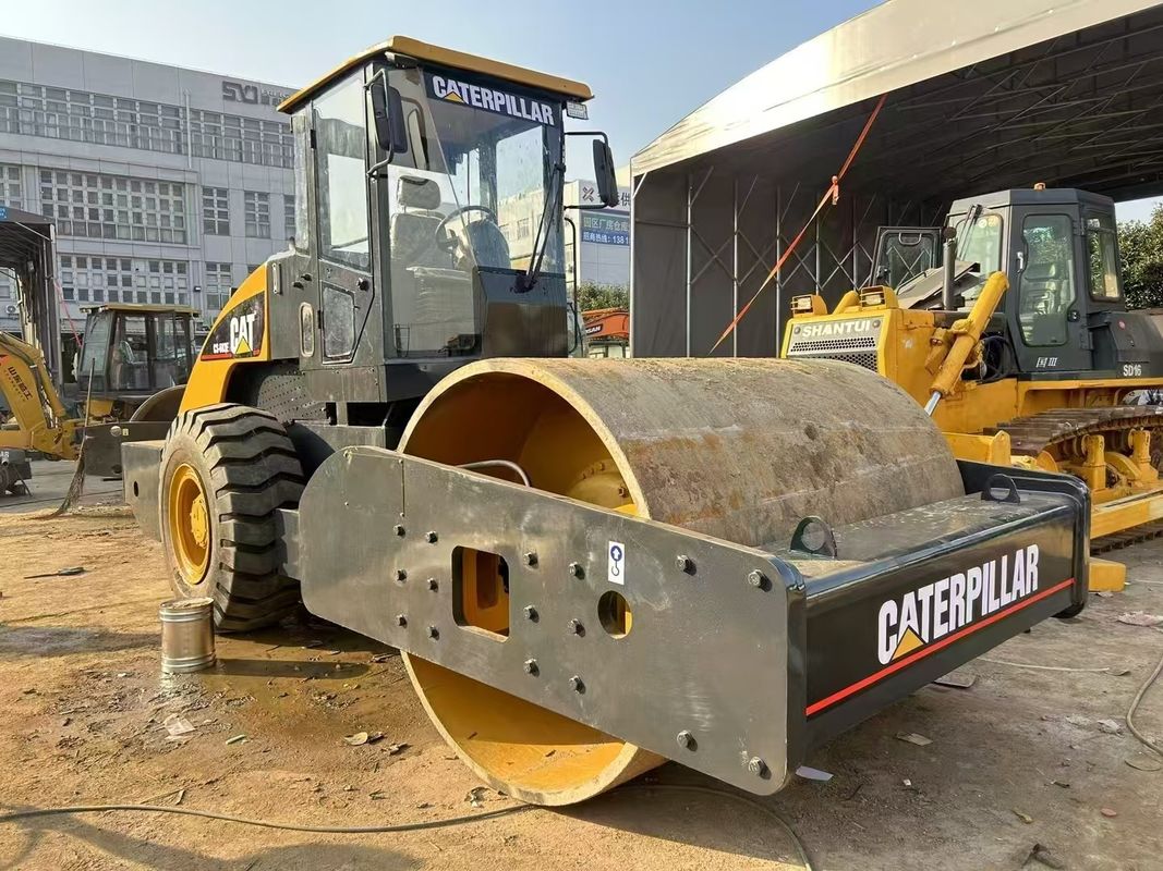 Использованный вибрационный роликовый компрессор CAT CS-683E 1,8 мм Амплитуда 134 кВт Мощность двигателя