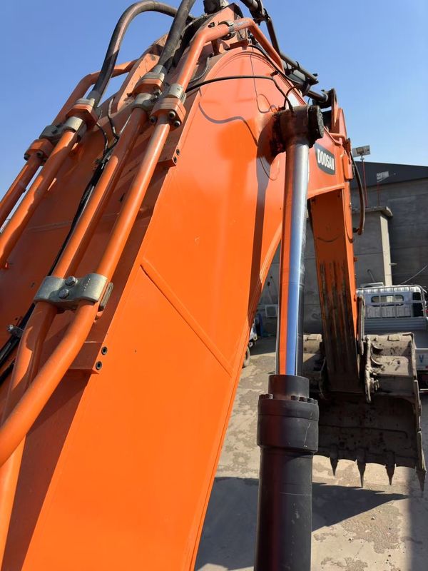 Подержанный экскаватор Doosan DX560LC для продажи высококачественное подержанное строительное оборудование