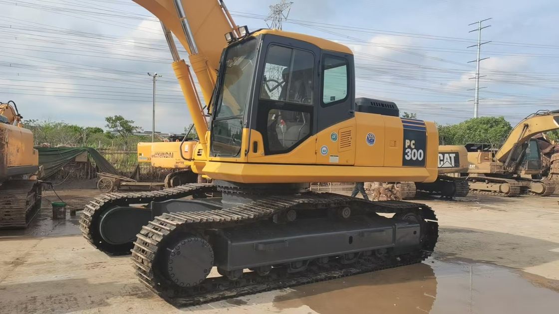 Использованный экскаватор Komatsu PC300-7 с мощностью двигателя 180 кВт Гидравлический копальщик