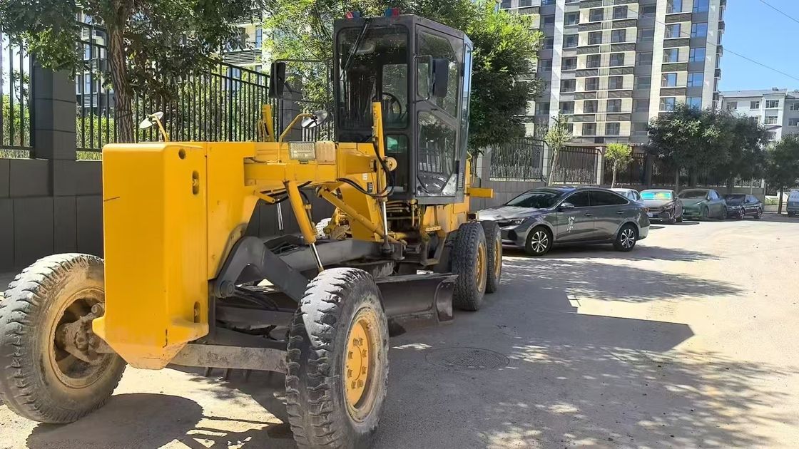 Продается автогрейдер Komatsu GD355A-1 | Надежная дорожно-строительная техника, экспортируемая из Китая